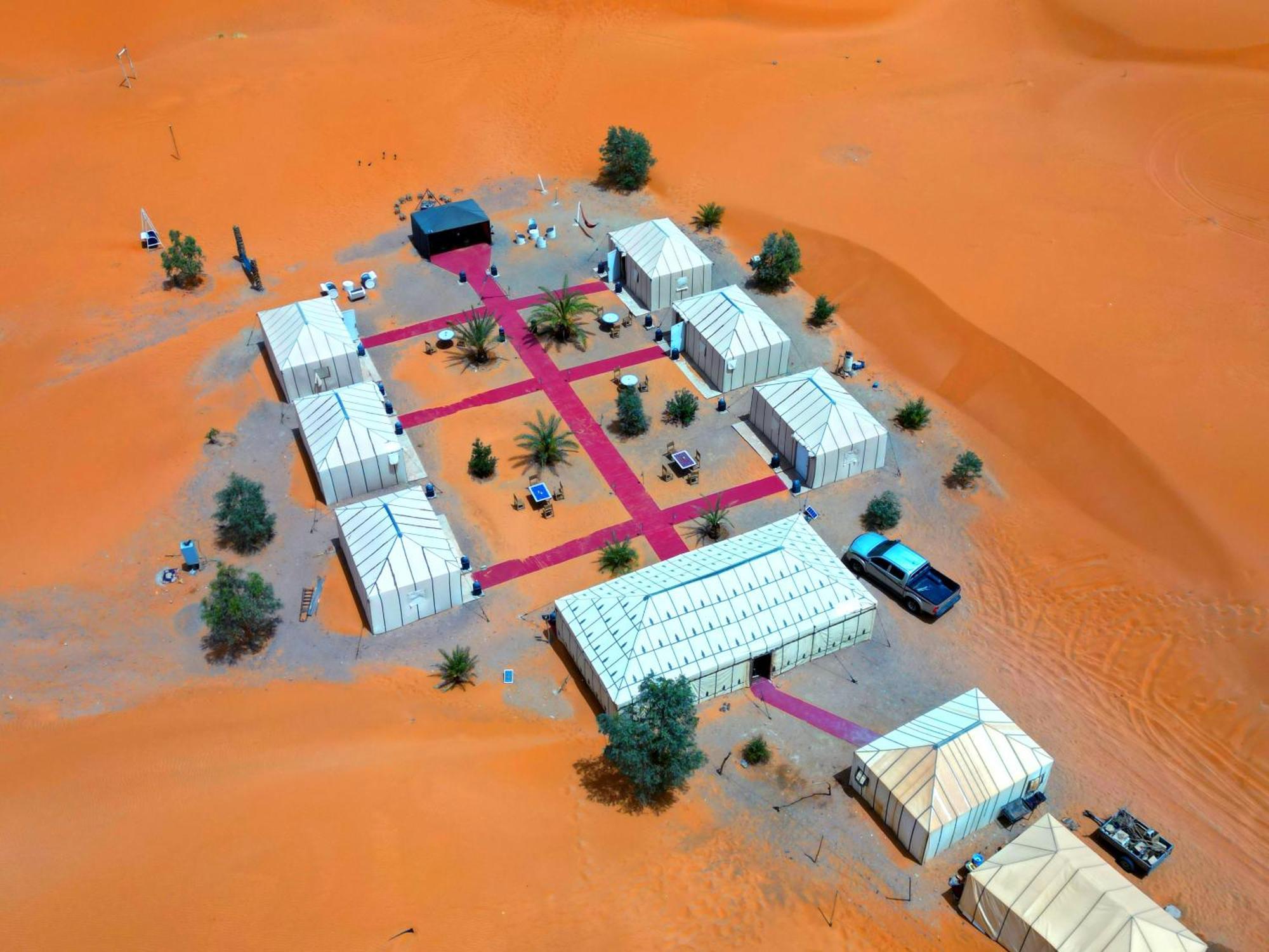 Camel Luxury Camp Acomodação com café da manhã Merzouga Exterior foto